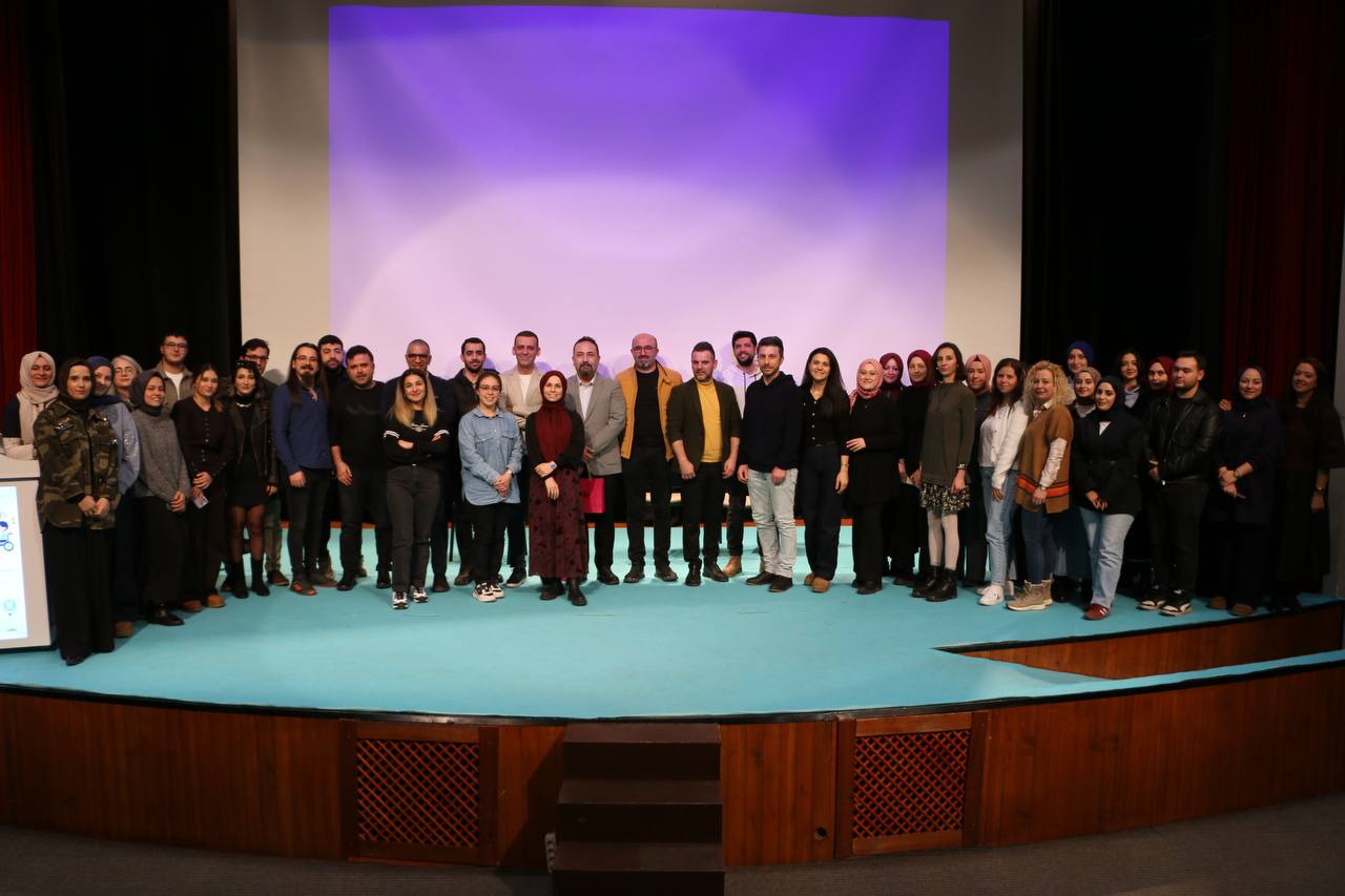 Terapi sadece klinikle sınırlı değil