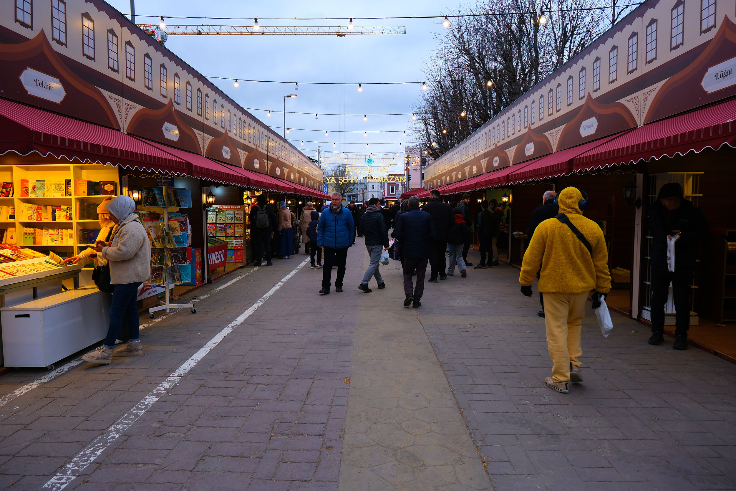 Kitap Sokağı Ramazan akşamlarının vazgeçilmezi