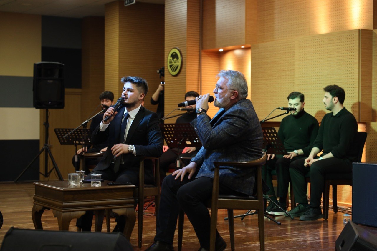 Müzikseverlere huzurlu bir Ramazan akşamı