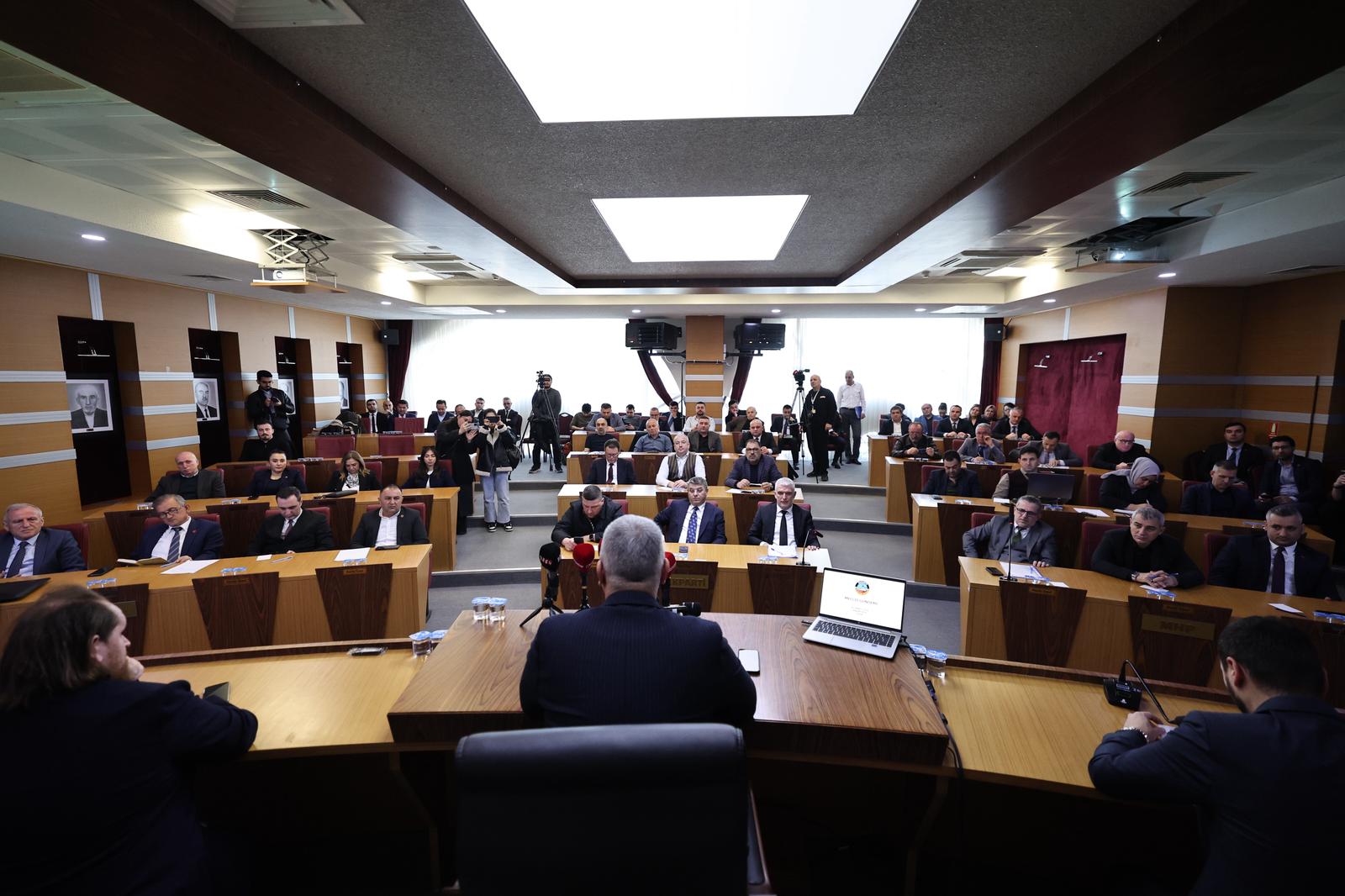 Serdivan meclisi 9 maddeyi görüştü