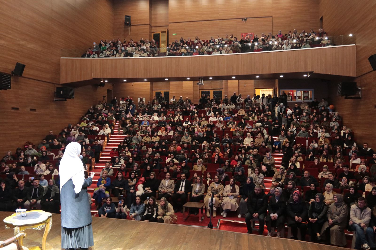 Ailede Manevi Değerlerin Önemi Vurgulandı