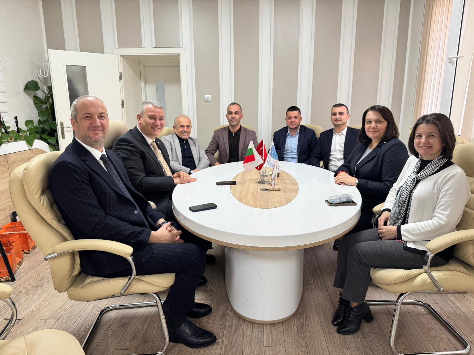 Serdivan ve Mestanlı bağı kuvvetleniyor