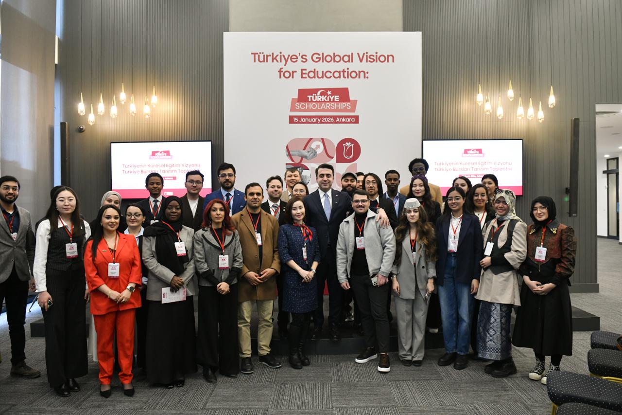 Türkiye Bursları’na Rekor Başvuru