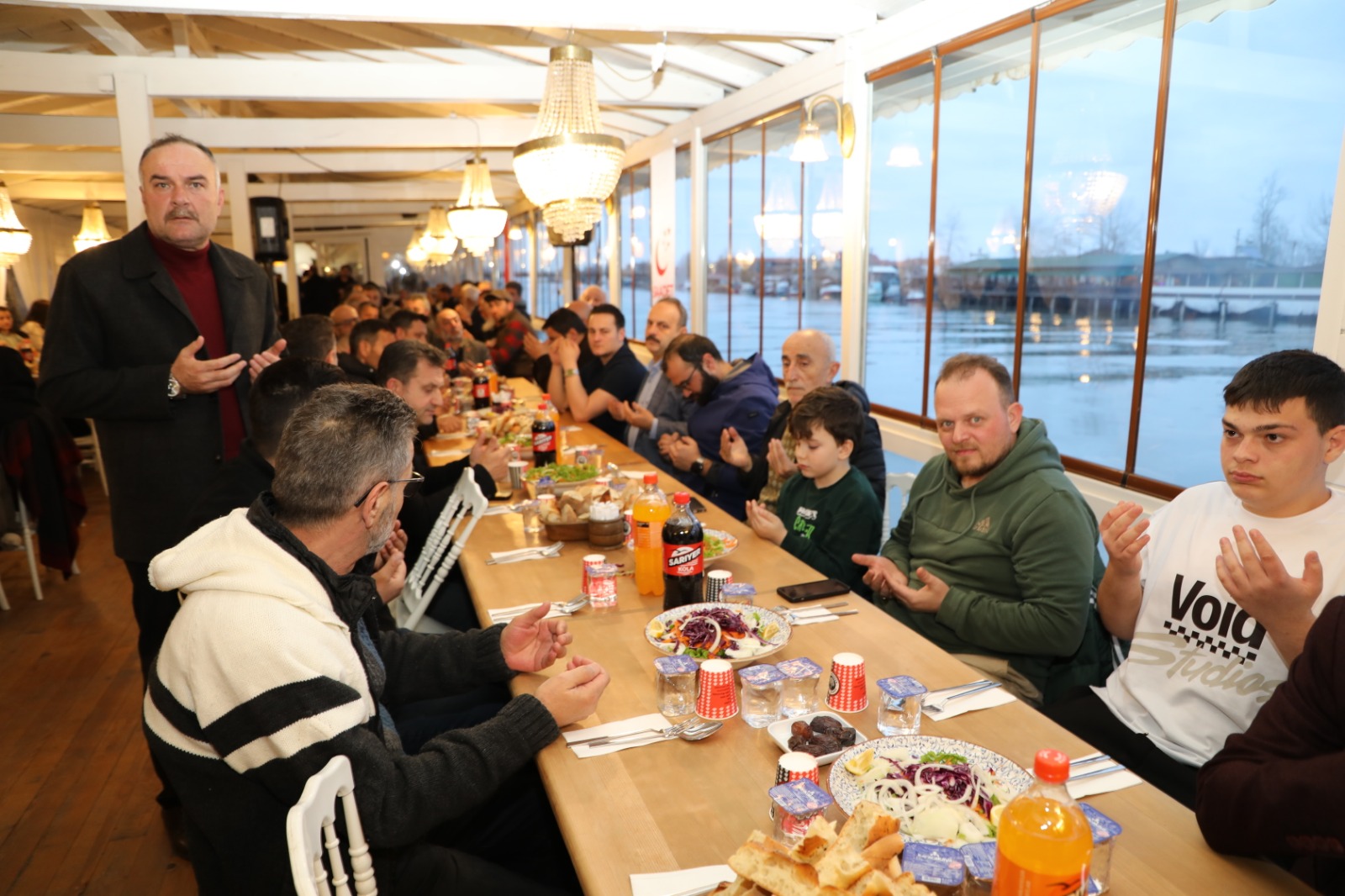 Saadet Partisi 'Adalet Sofraları' kuruyor