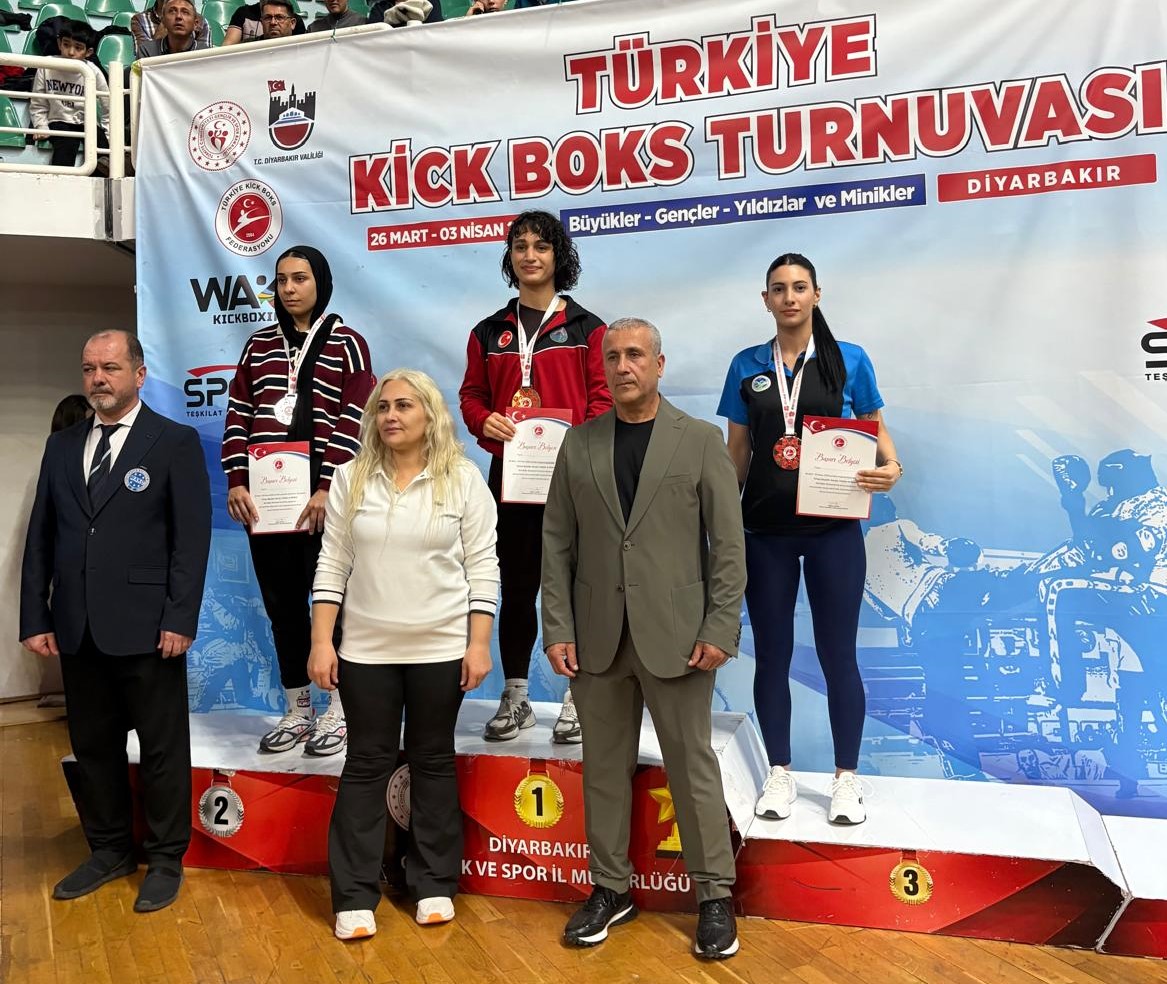 Büyükşehirin sporcuları gururlandırıyor