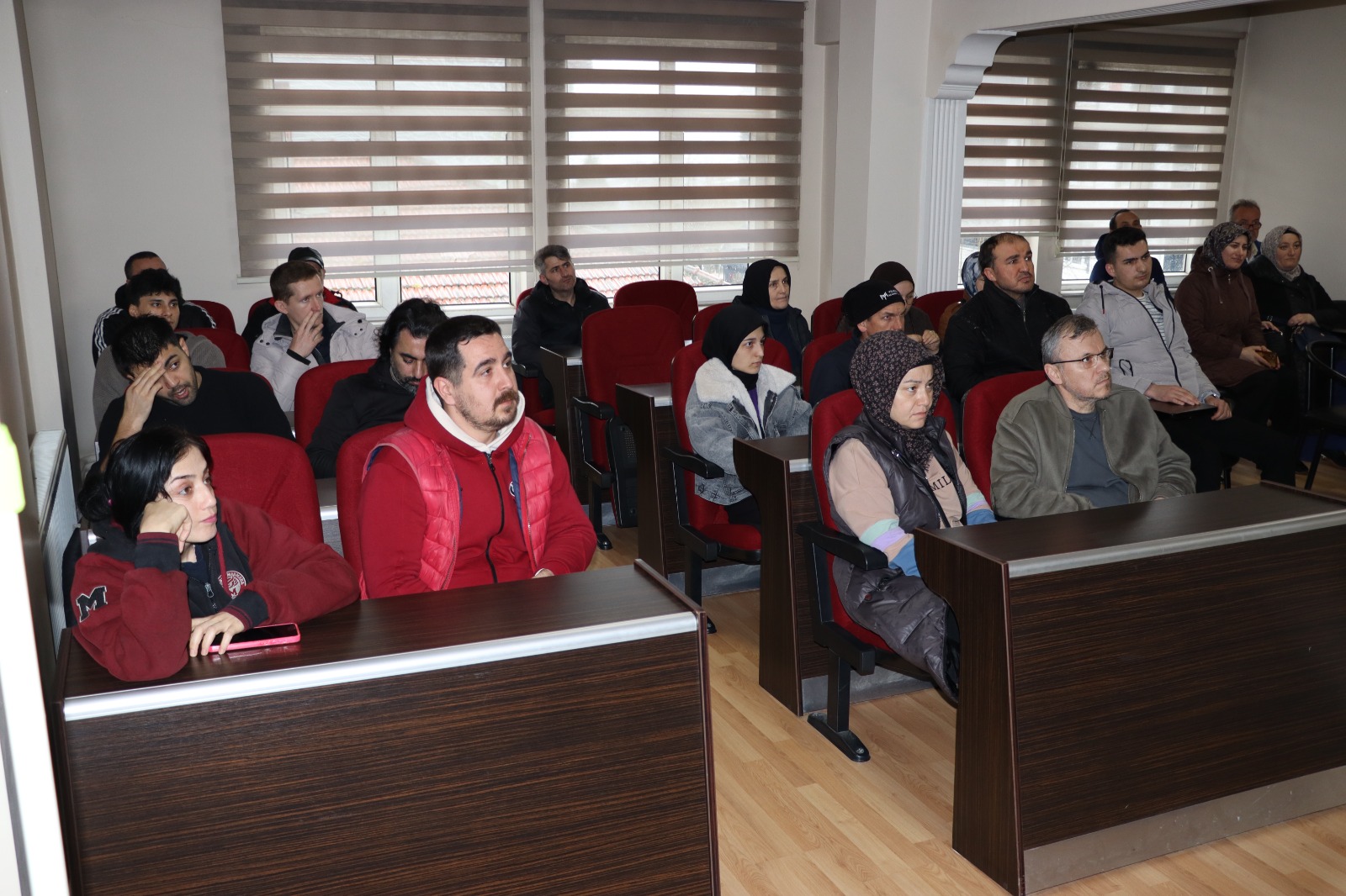 Ferizli'de 940 Kişi İşe Yerleştirildi