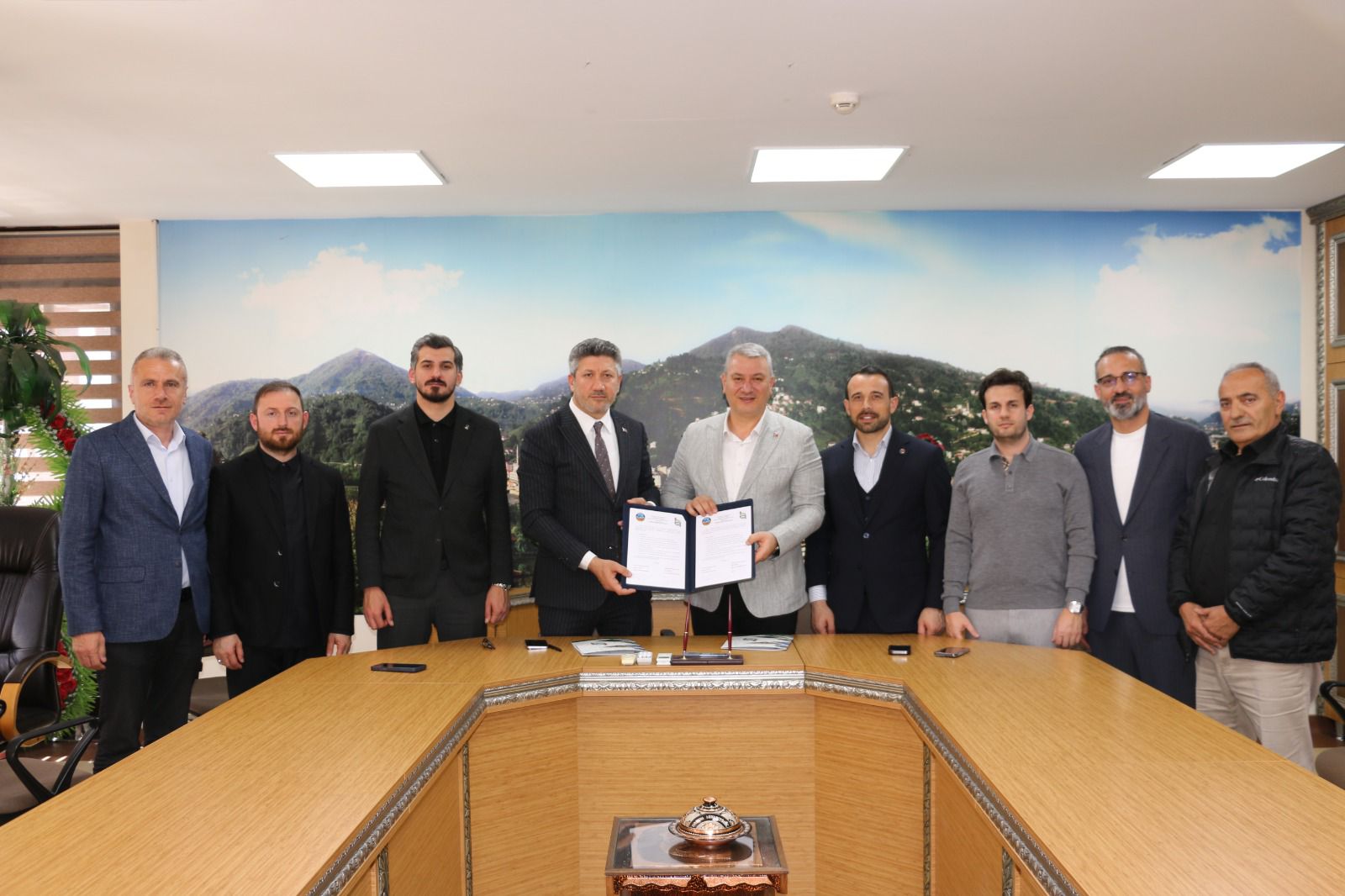 Seridvan'a Rizeli kardeş