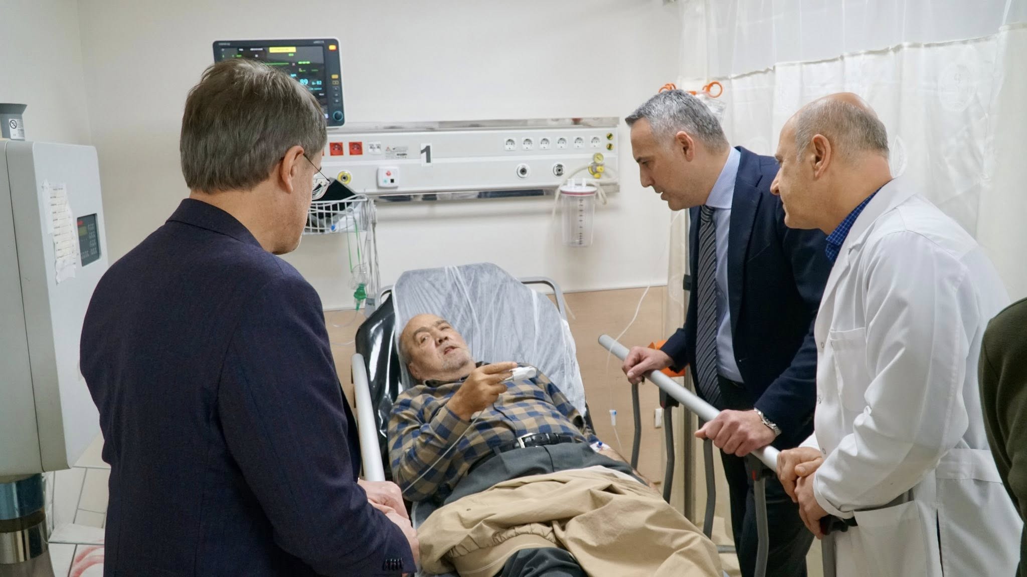 AK Parti'den sağlık ziyaretleri