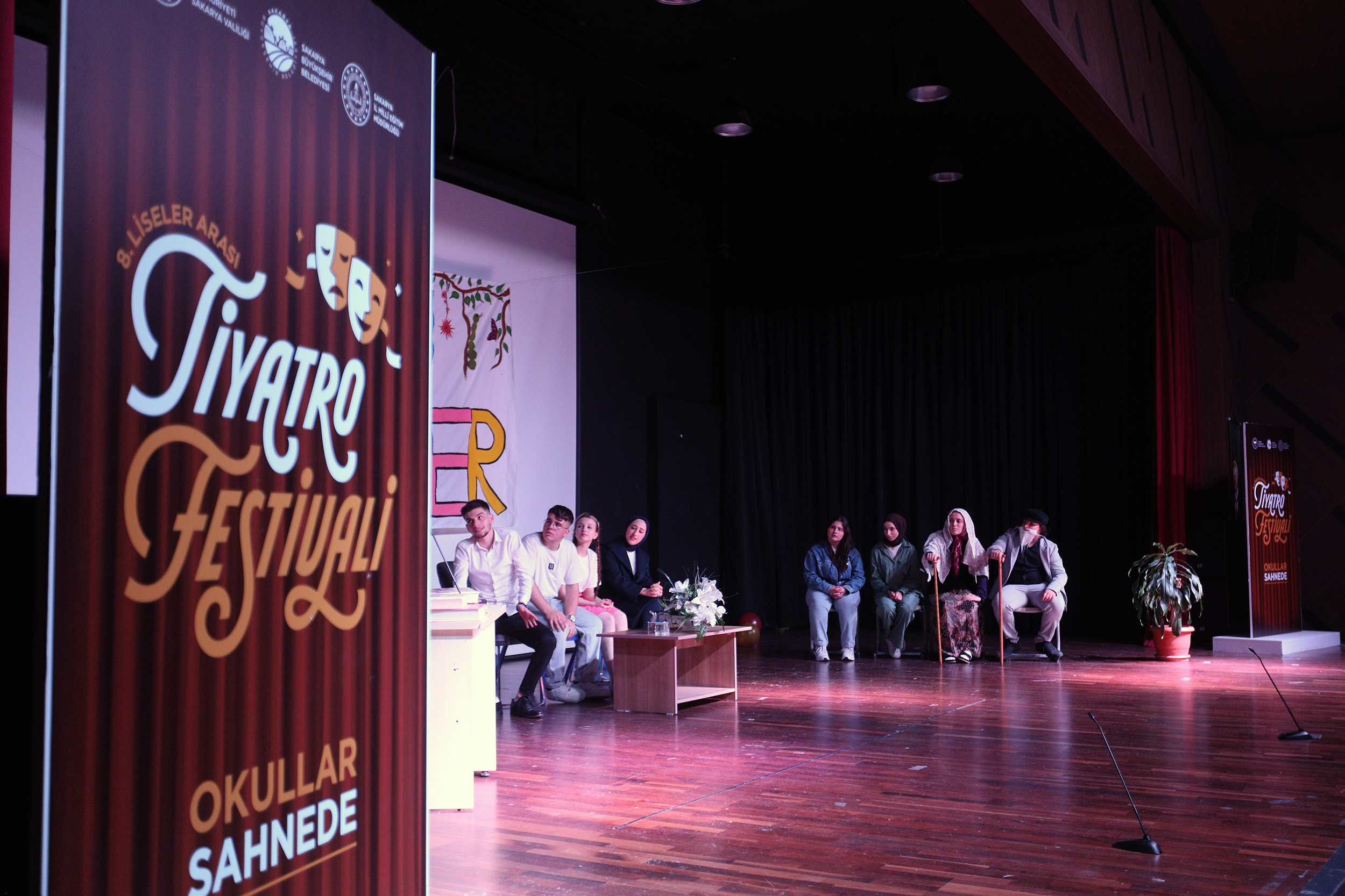 Perde 20 Nisan’da açılıyor