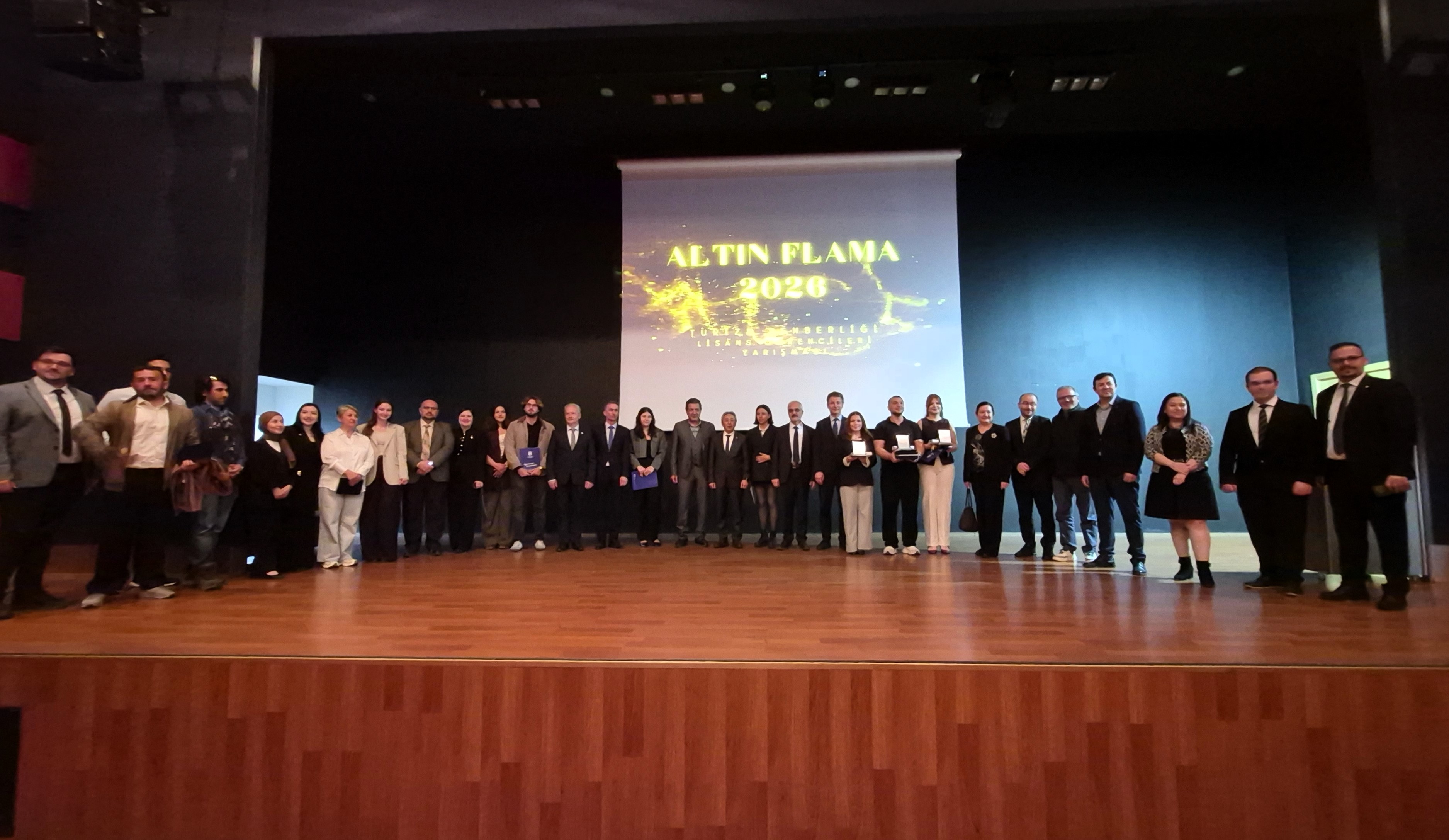 Geleceğin turizm rehberleri yarıştı