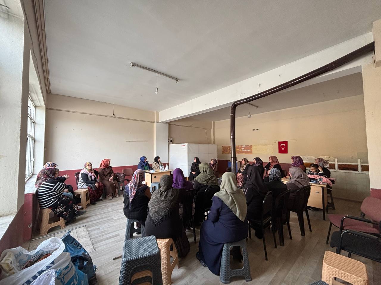 Kadın Kadına projesi 16 ilçede sahada