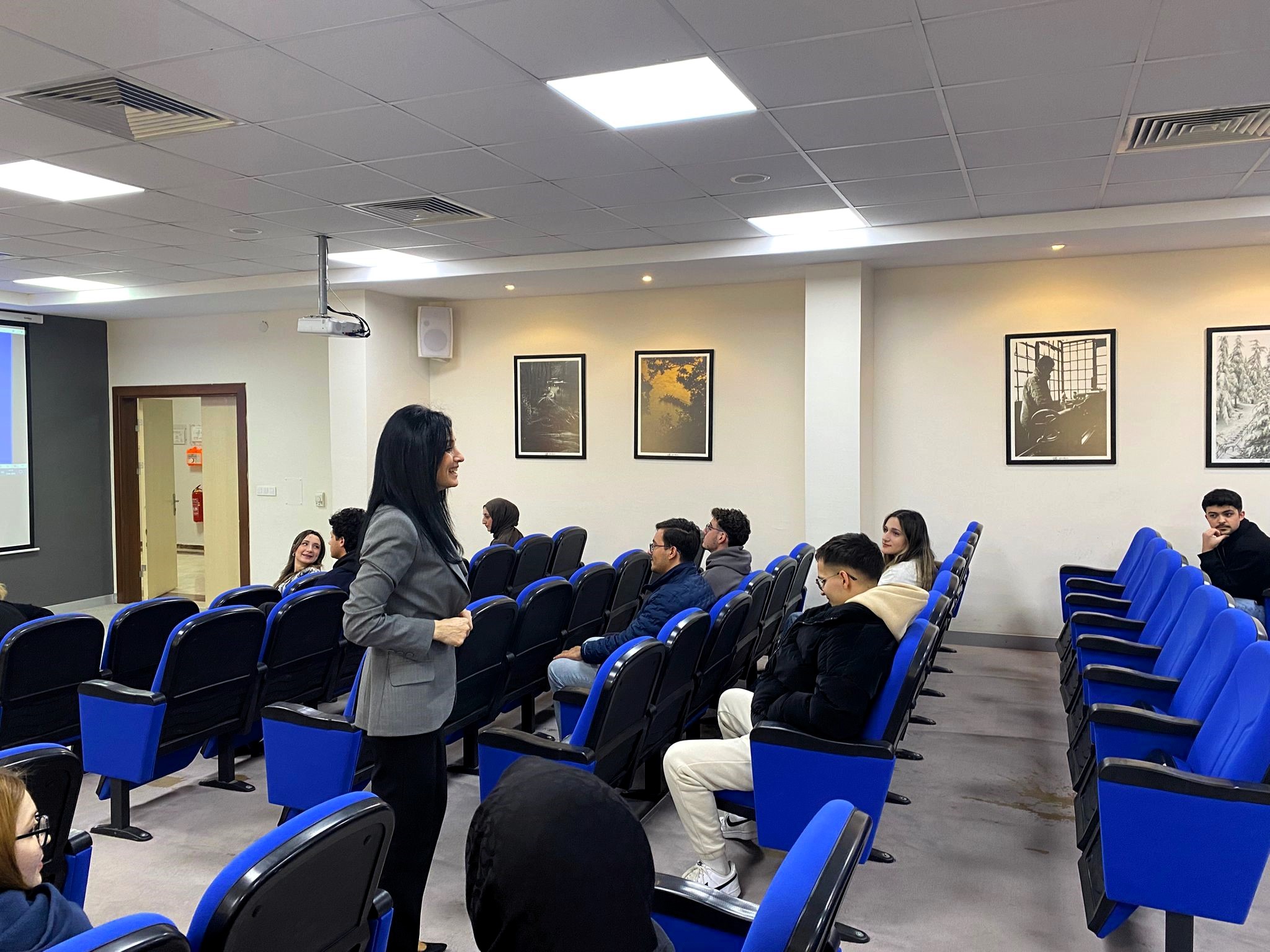 Etkili ve güzel konuşma teknikleri anlatıldı