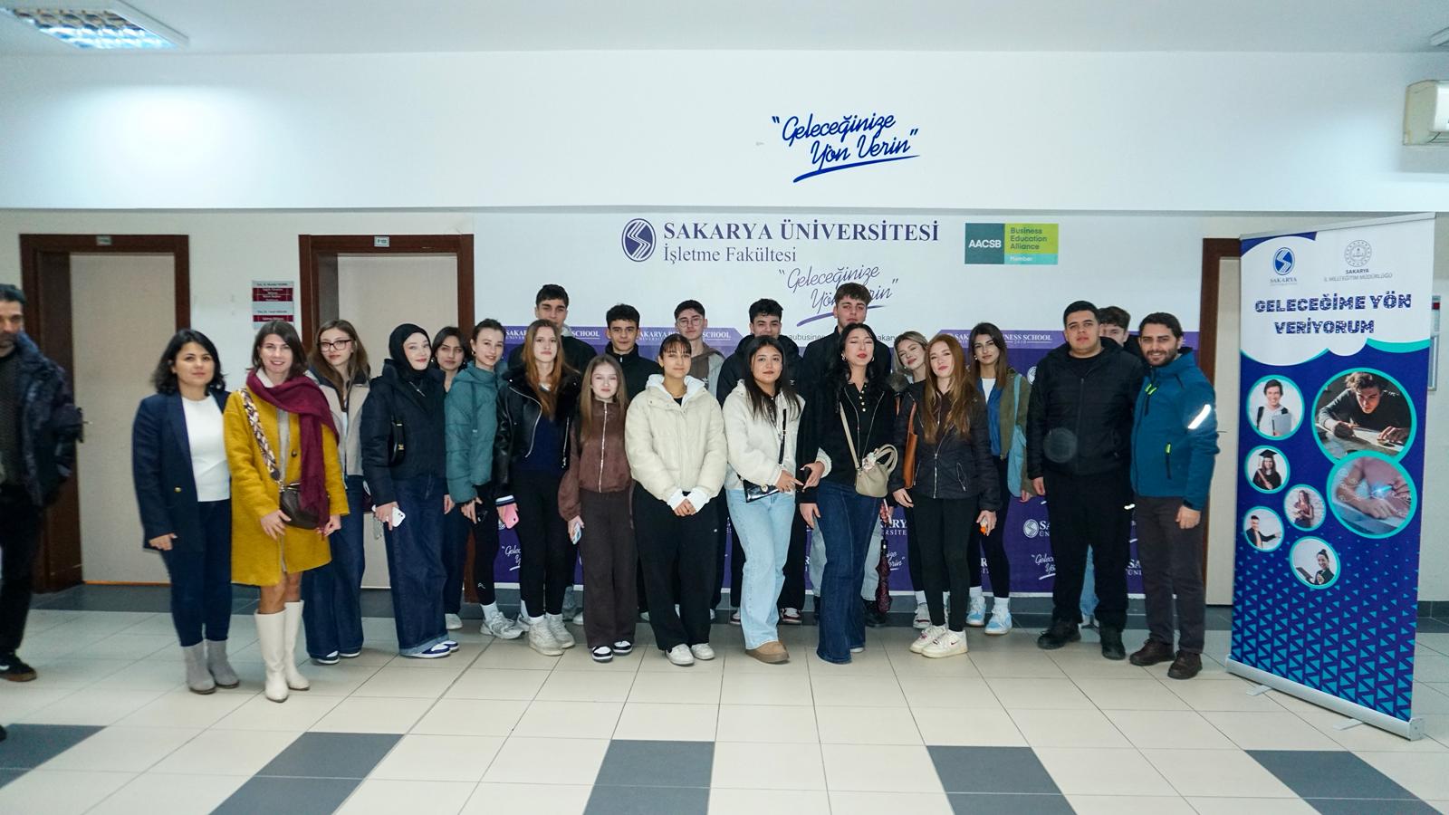 Geleceğime Yön Veriyorum Projesi Tamamlandı