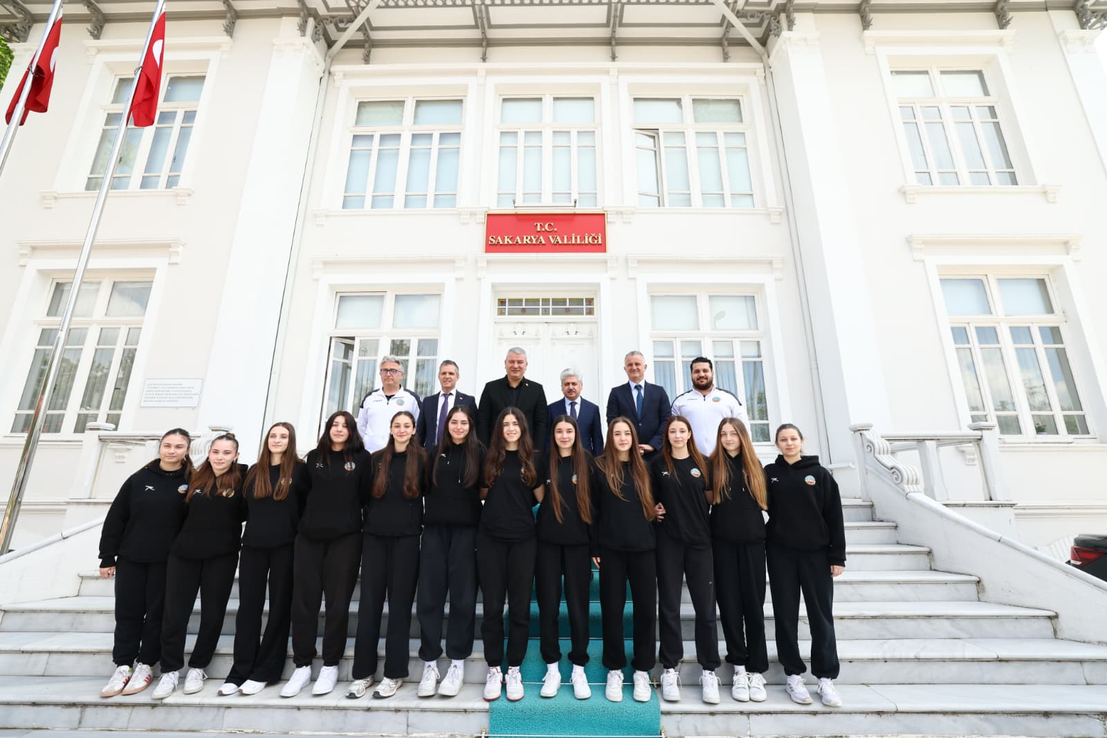 Serdivan’ın Sultanlarından Vali Doğan’a Ziyaret