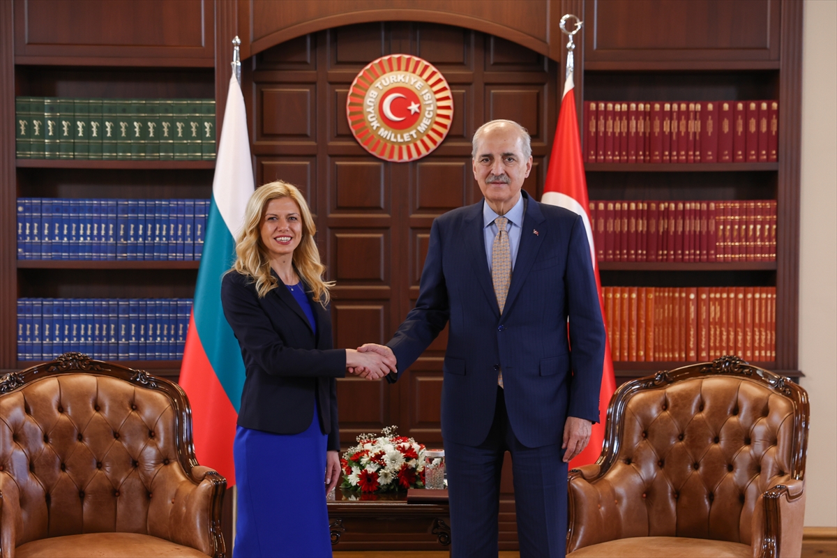 TBMM Başkanı Kurtulmuş Bulgaristan'daydı