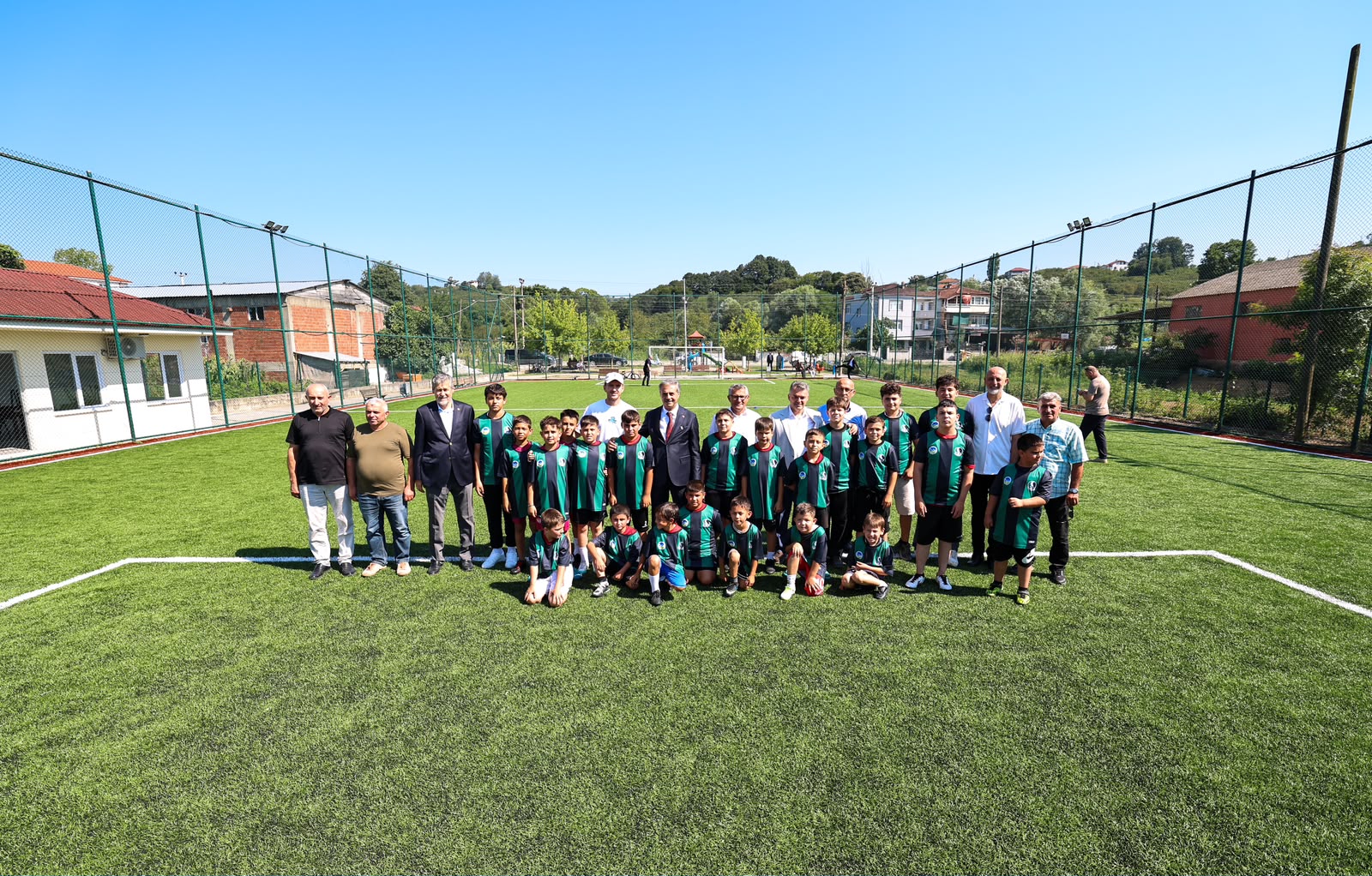 Çocuklar istedi başkan  talimat verdi