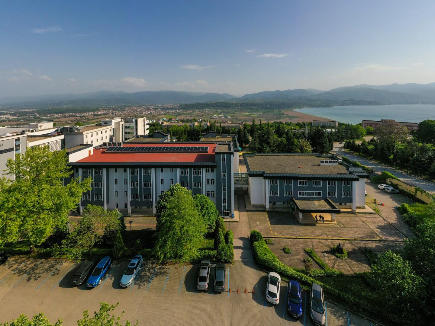 İşletme Fakültesi yeni öğrencilerini bekliyor