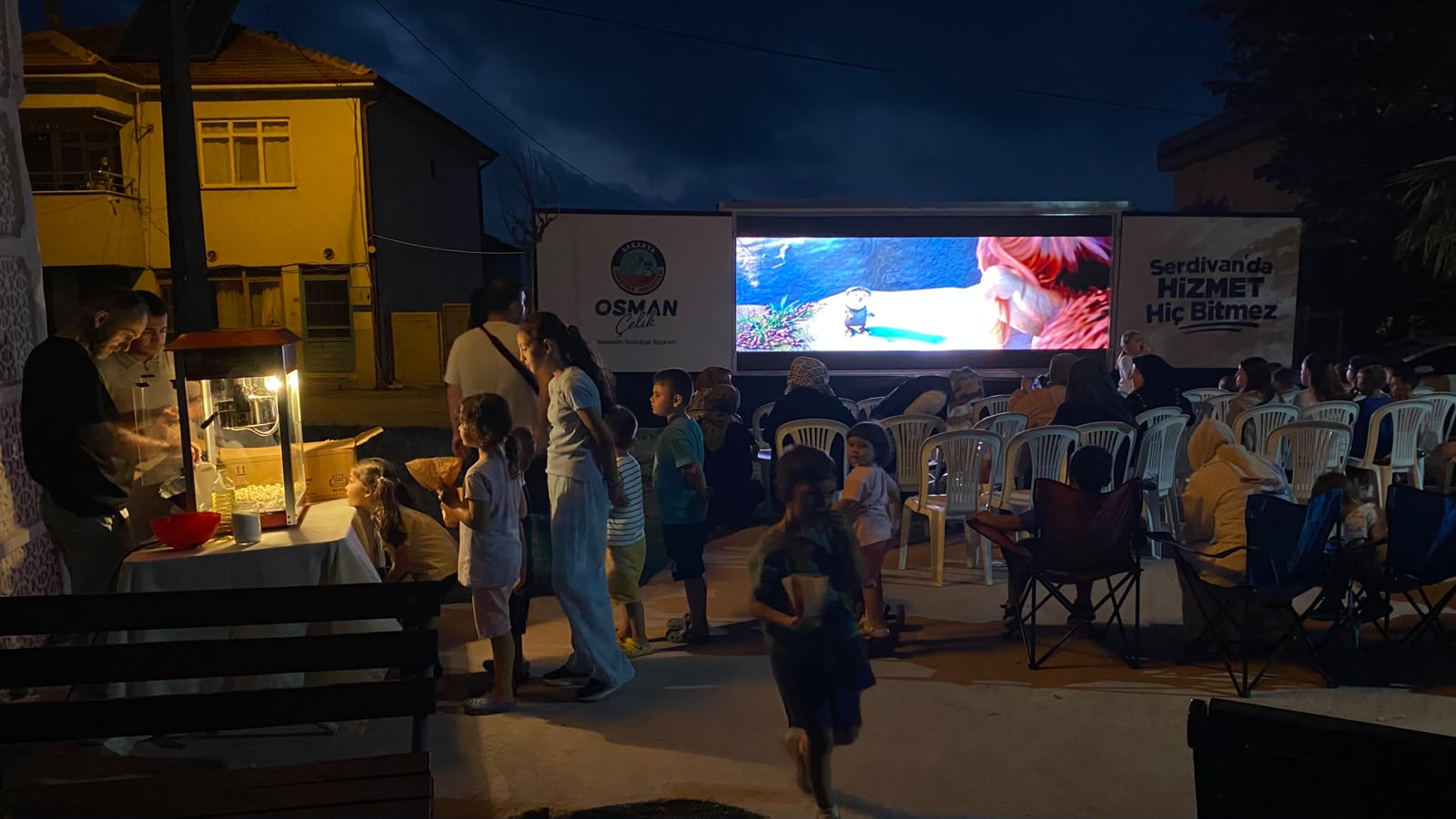 Serdivan’da Açık Hava Sinema Geceleri Başladı