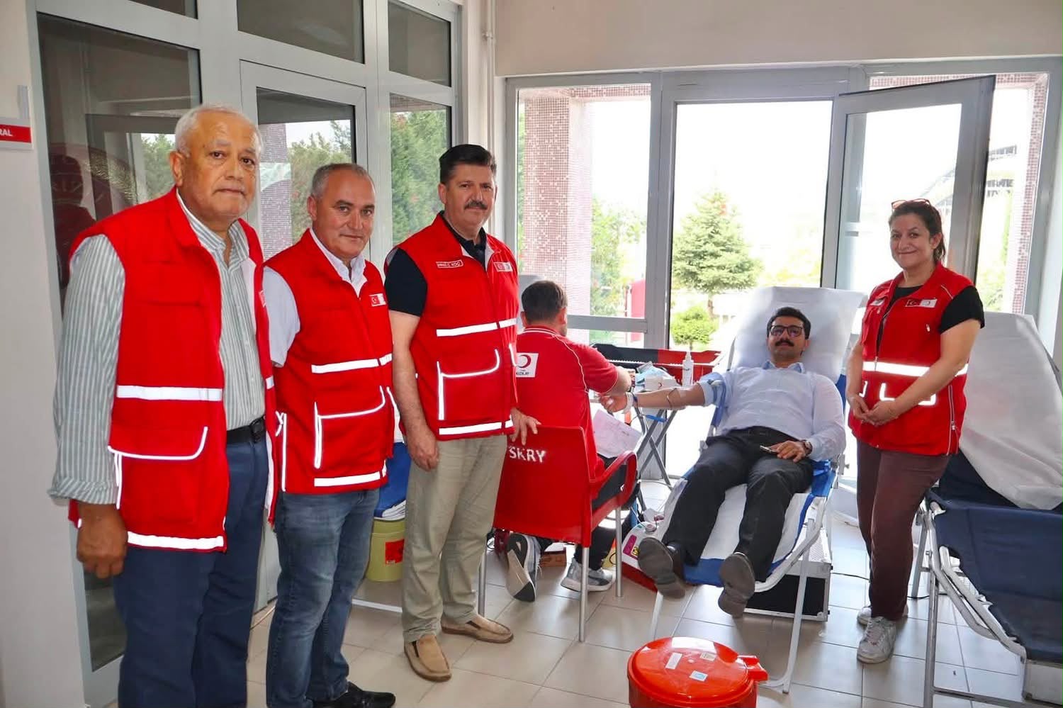 Ferizli'de kan bağışına ilgi