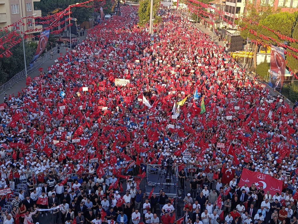 İYİ Parti Balıkesir'de bayrak açtı