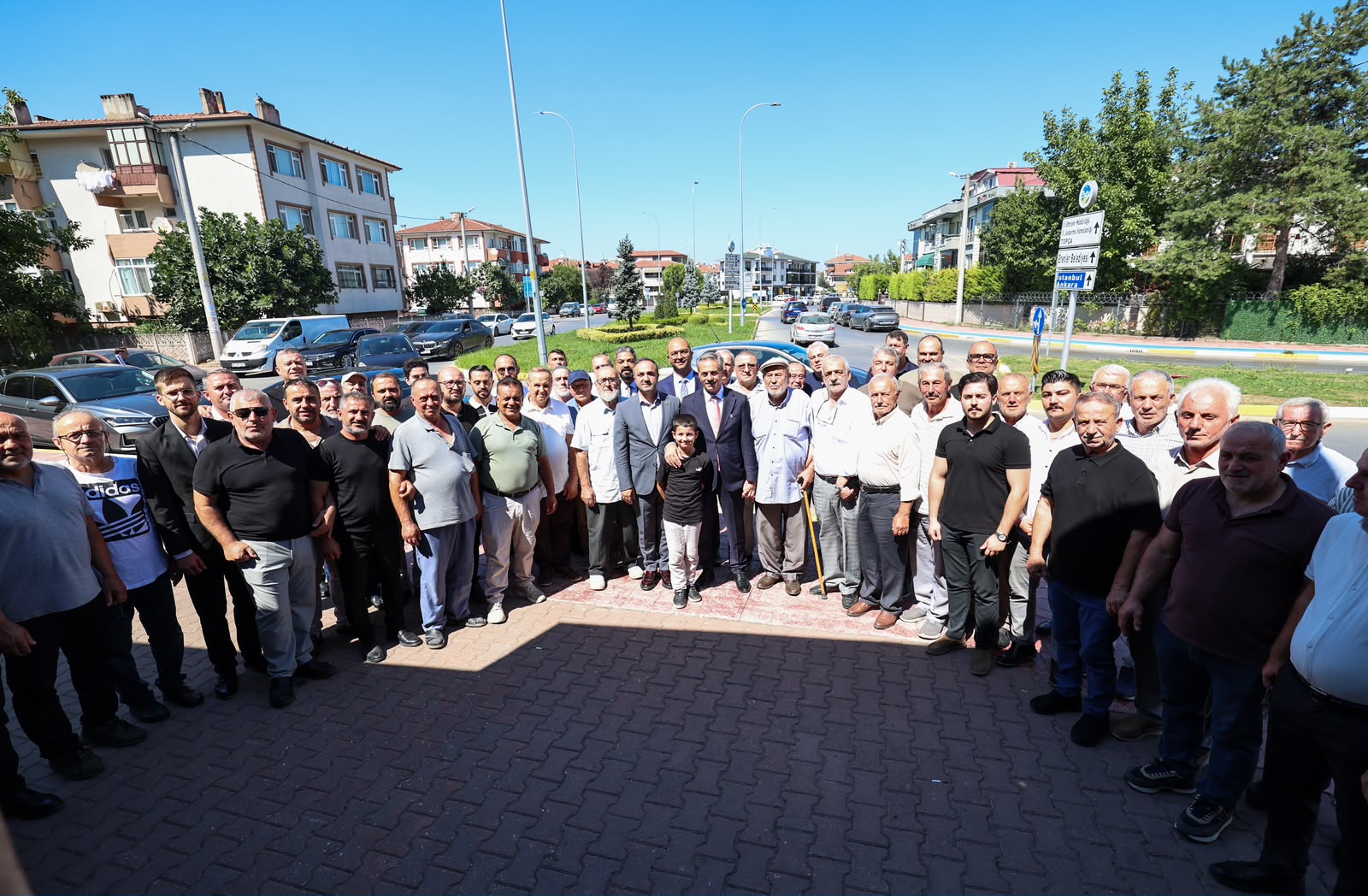 Erenler Bağlar Caddesi Hayırlı Olsun