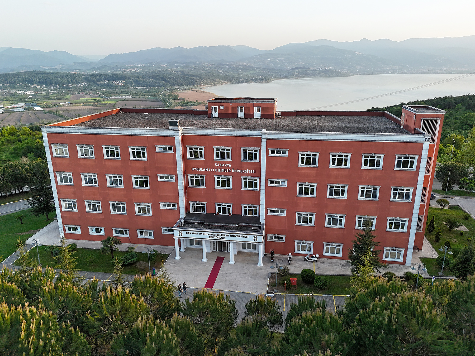 SUBÜ 25 sözleşmeli personel alacak