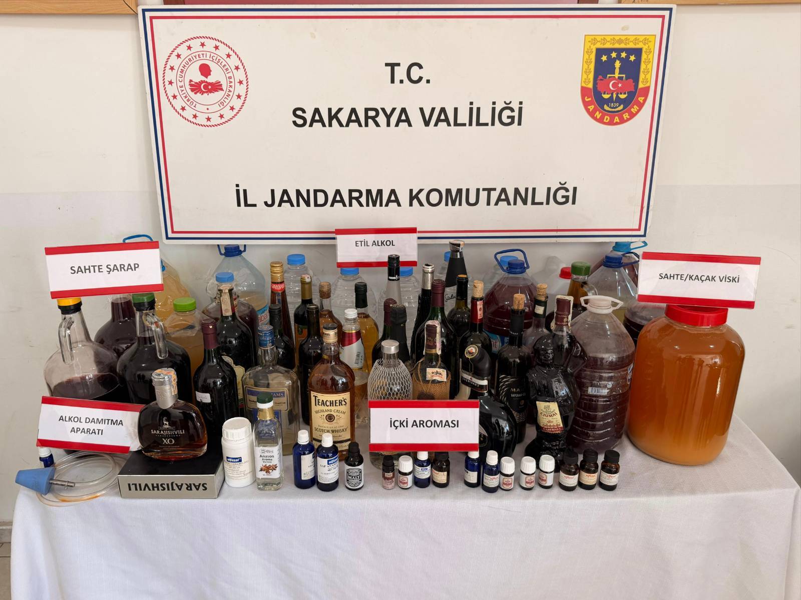 Sakarya’da sahte içki operasyonu