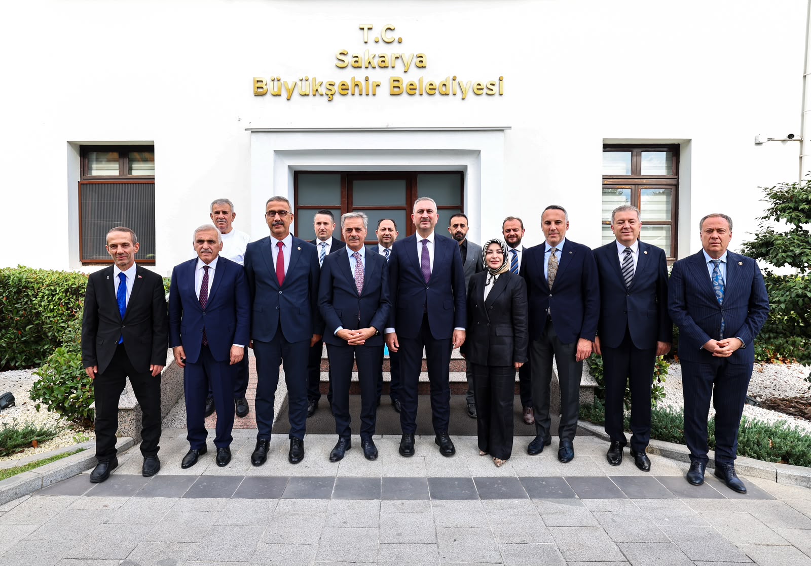 Sakarya'yı yakından talip ediyoruz