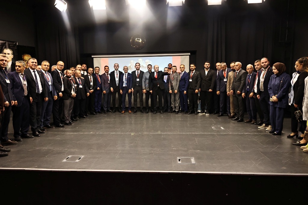 MHP Adapazarı’nda görev dağılımı